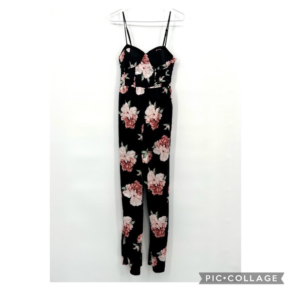 Floral Romper - Picture 16 of 16